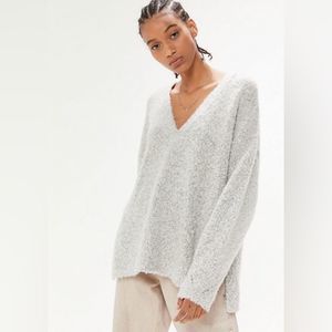Urban Outfitters Rosie Cozy V-Neck Pullover Plush Sweater / Size Small